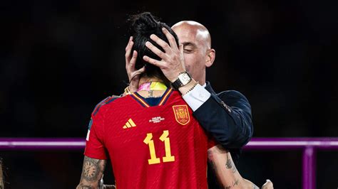 Coach of Spain’s World Cup-winning women’s soccer team is fired weeks after victory celebration kiss
